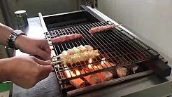 KOSEI GRILL video demostración 248 KA-G, tipo KA-KL, pollo a la parrilla y brochetas