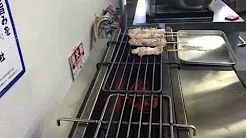 KOSEI GRILL demonstraasje fideo 161 KY-KL type, grilled kip en skewers